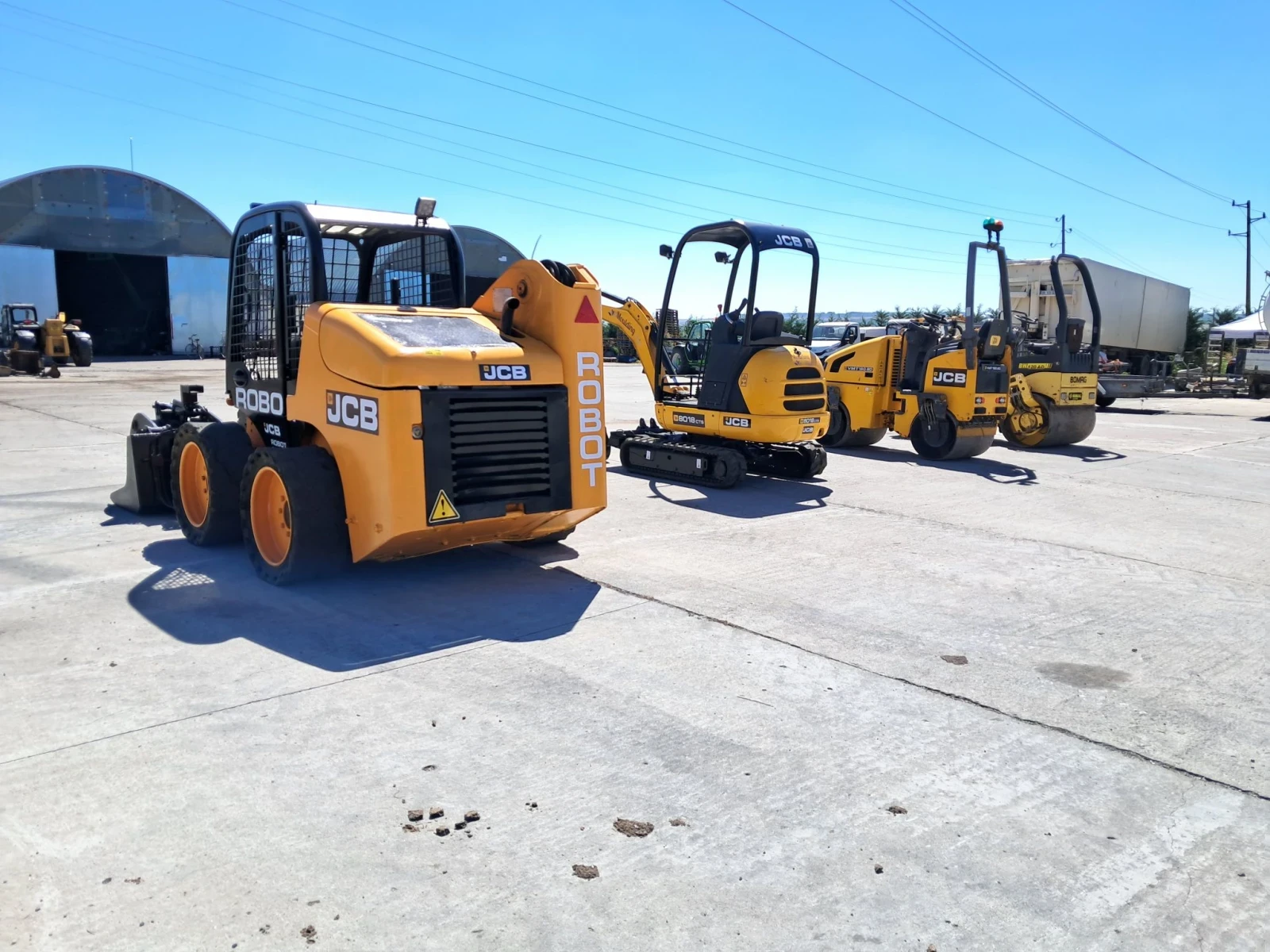 Мини челни товарачи JCB 190 ROBOT, снимка 4 - Индустриална техника - 56649464
