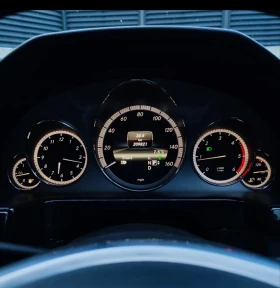 Mercedes-Benz E 250 CDI, снимка 13