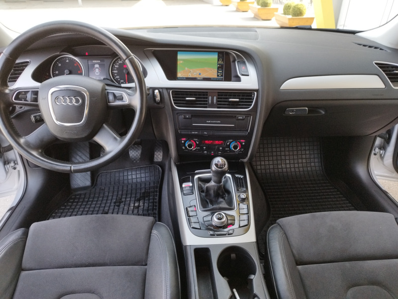 Audi A4 2.0 S line Distronik Navi, снимка 9 - Автомобили и джипове - 46288866