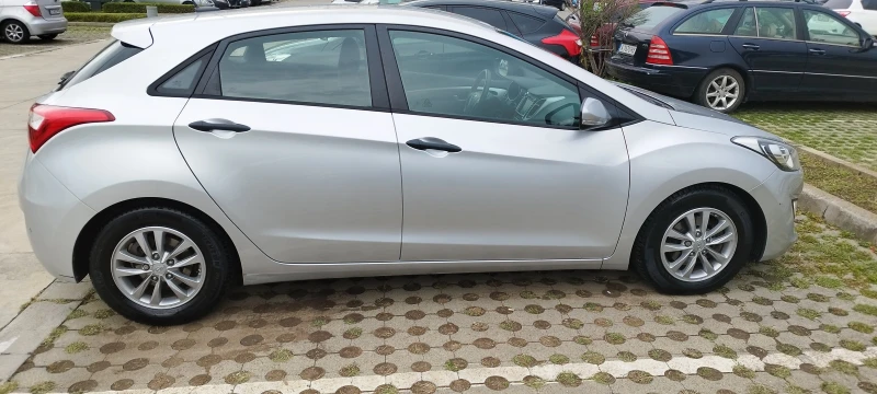 Hyundai I30, снимка 5 - Автомобили и джипове - 47432111