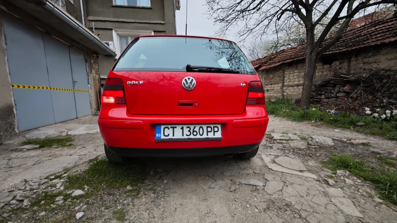 VW Golf 1.6i, снимка 8 - Автомобили и джипове - 49608146