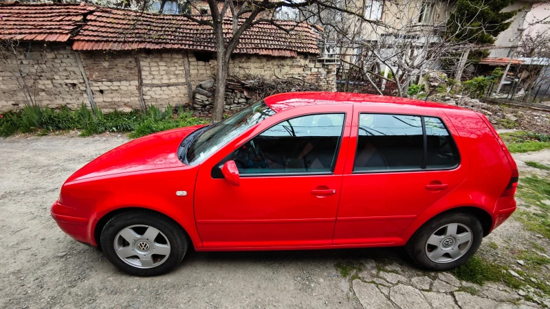 VW Golf 1.6i, снимка 5 - Автомобили и джипове - 49608146