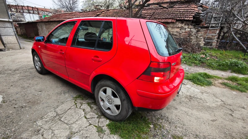 VW Golf 1.6i, снимка 7 - Автомобили и джипове - 49608146