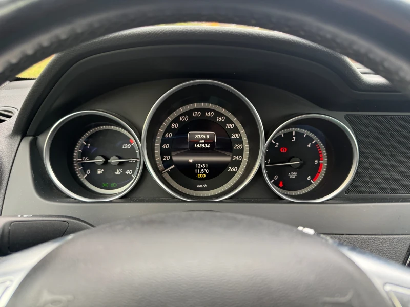 Mercedes-Benz C 180 Face Navi Подгрев, снимка 14 - Автомобили и джипове - 52554548