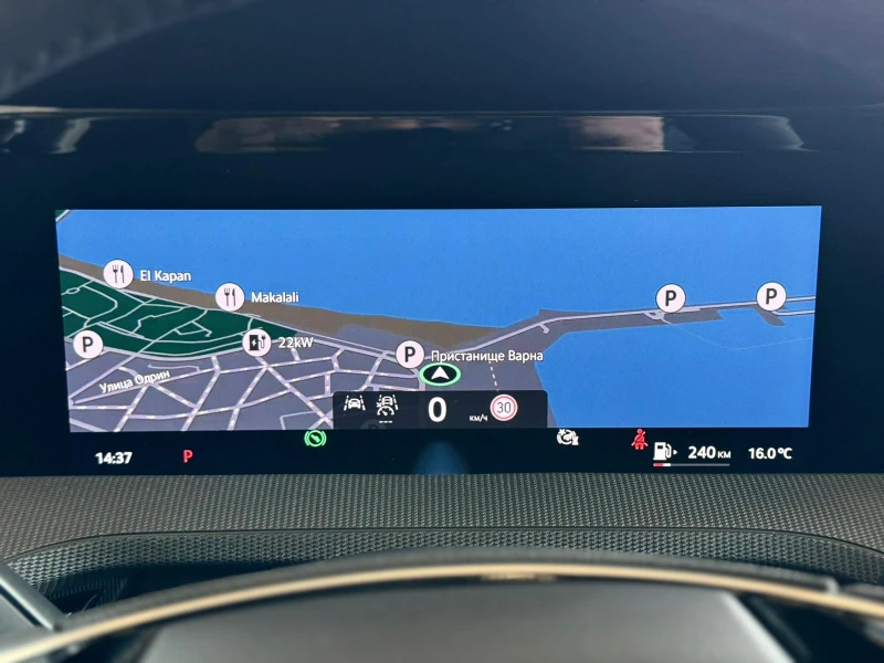 Skoda Superb 2.0TDI DSG* Essence* Лизинг* Carplay* Гаранция, снимка 12 - Автомобили и джипове - 52802461