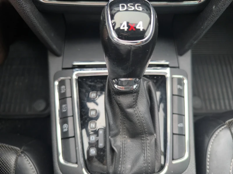 Skoda Superb, снимка 6 - Автомобили и джипове - 53130946