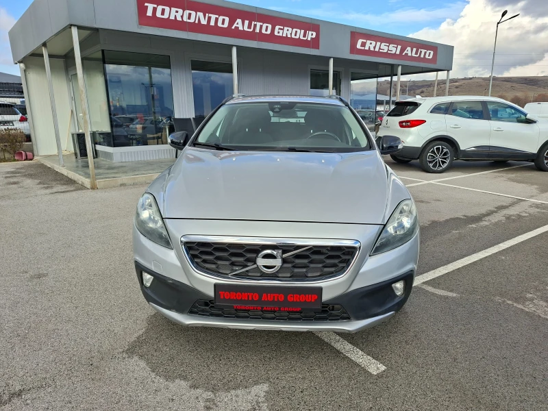Volvo V40 Cross Country D2, снимка 2 - Автомобили и джипове - 53294332