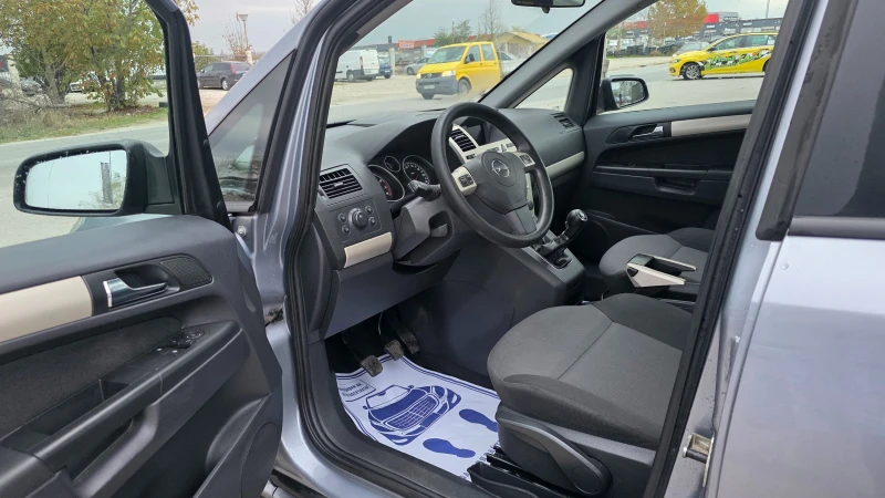 Opel Zafira KATO НОВА 2.2I/150HP/7M, снимка 6 - Автомобили и джипове - 53434225