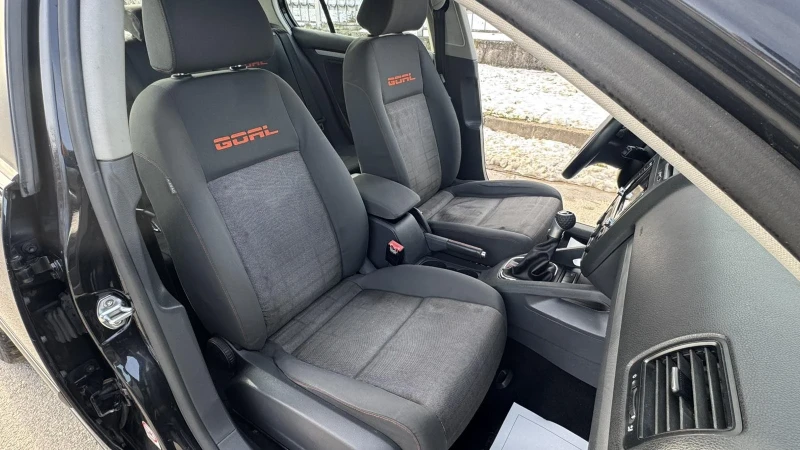 VW Golf 1.9TDi * * 105кс.* * 6ск.* * ПОДГРЕВ* * , снимка 12 - Автомобили и джипове - 53598655