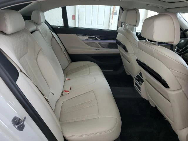 BMW 740  - изображение 9