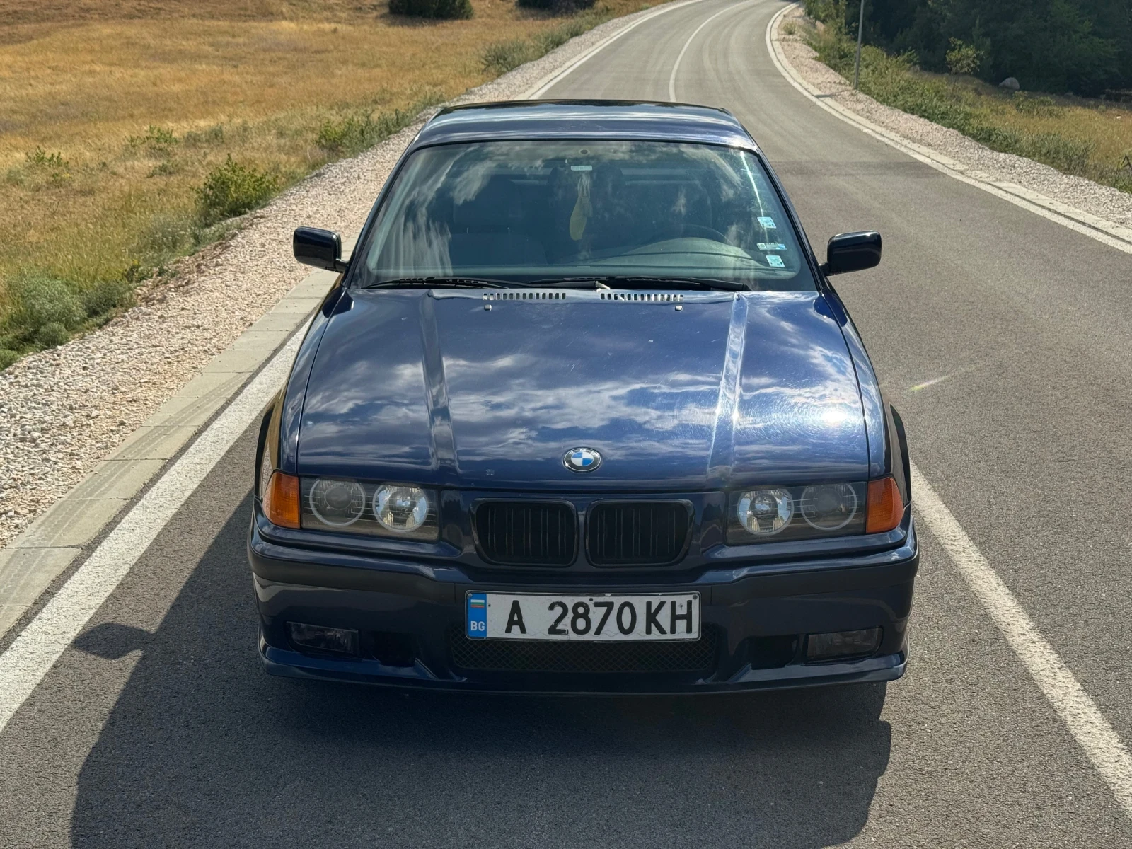 BMW 318 Is БАРТЕР, снимка 1