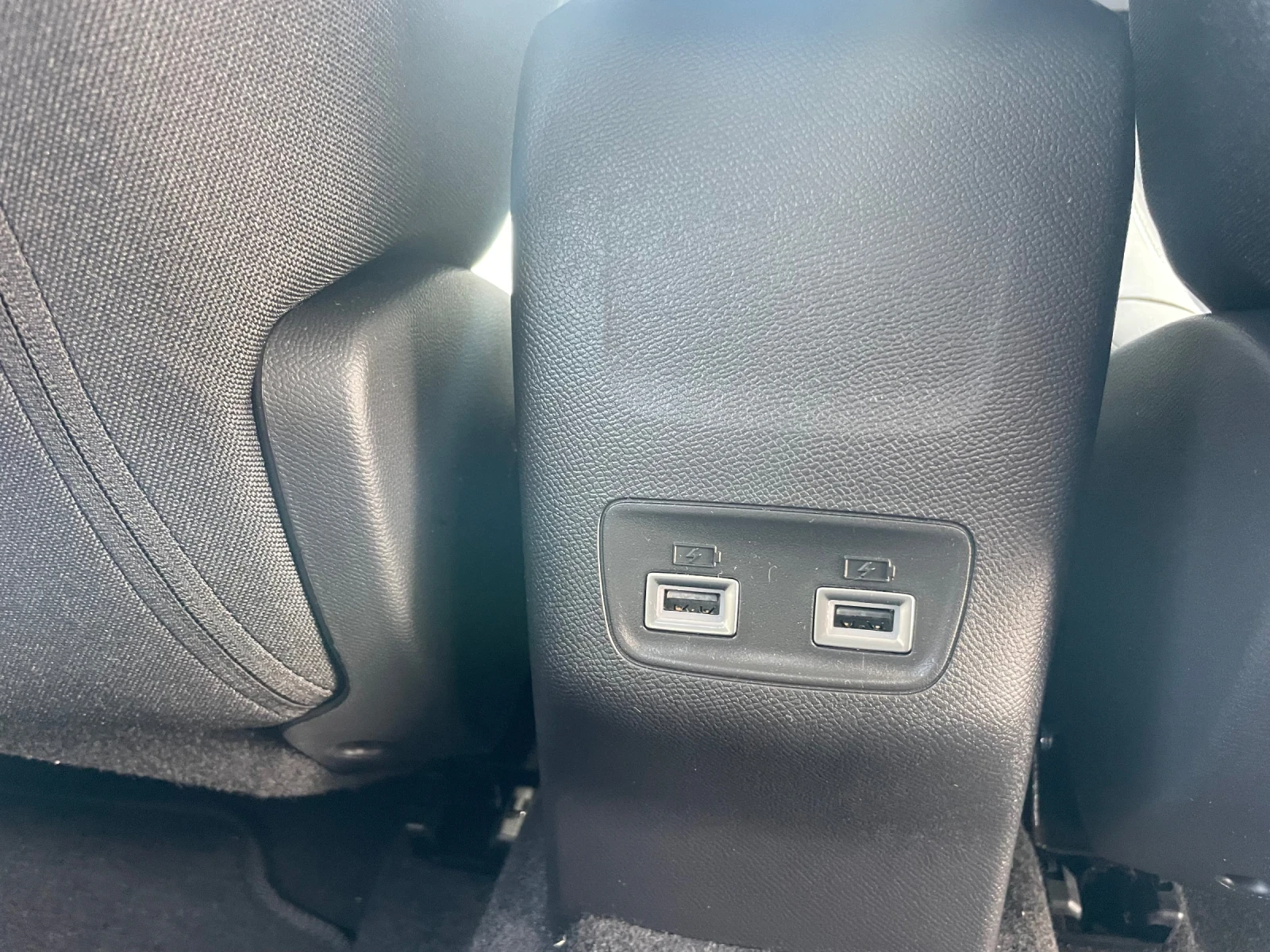 Peugeot 2008 + + 100%ELECTRIC+ 54kWh+ 136HP+ ALLURE | Mobile.bg   12