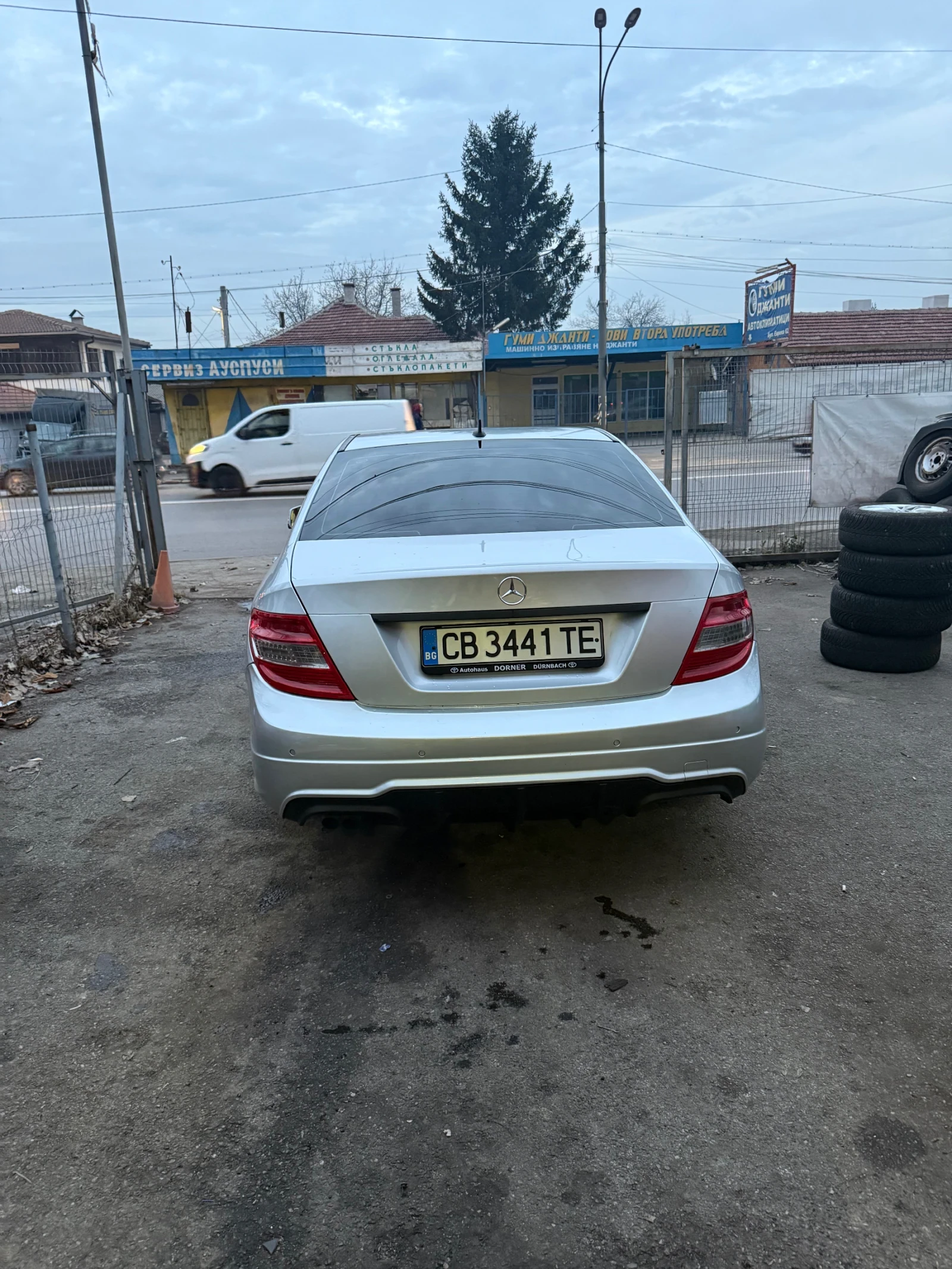 Mercedes-Benz C 200  - изображение 6