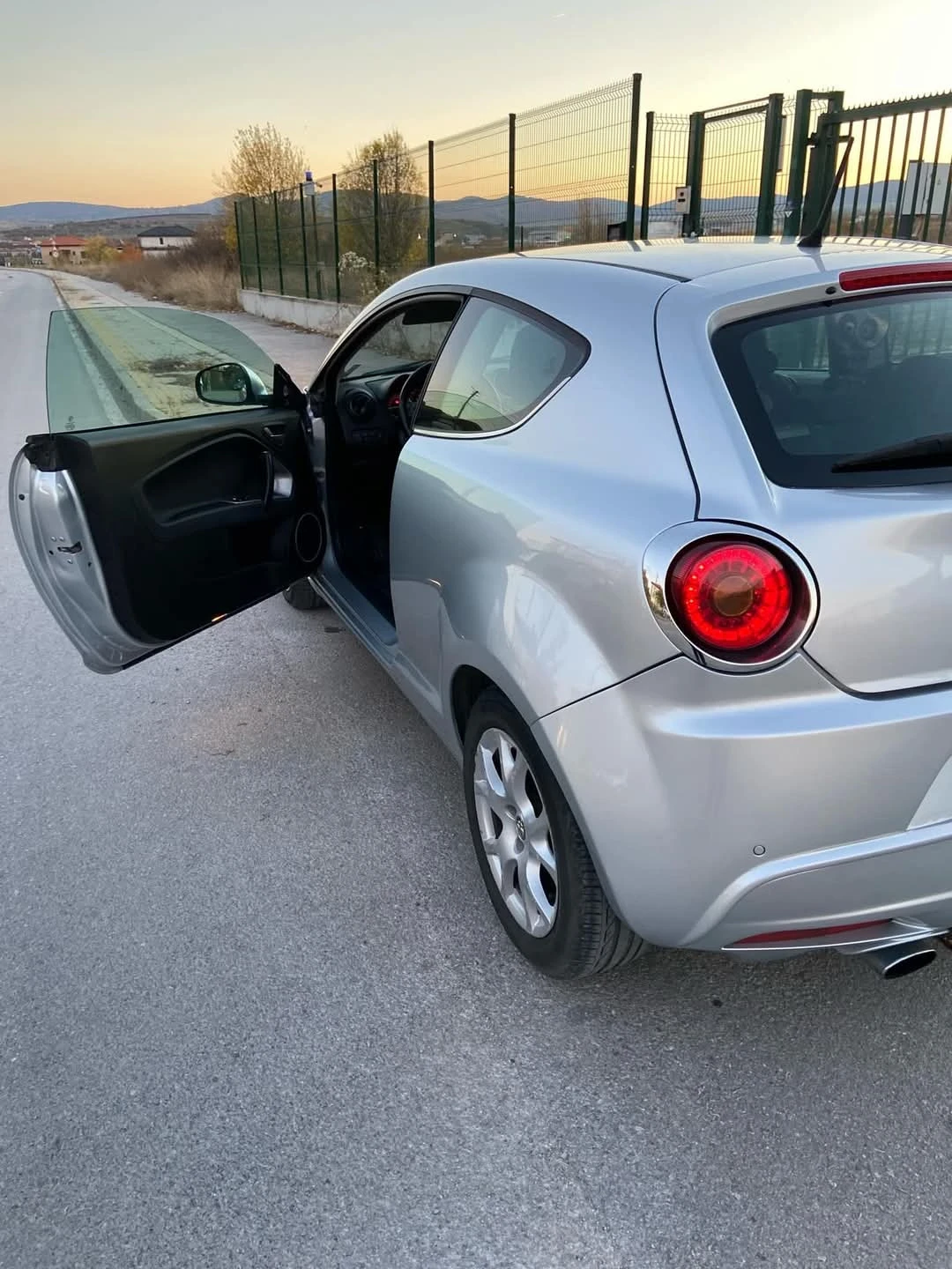 Alfa Romeo MiTo  - изображение 7