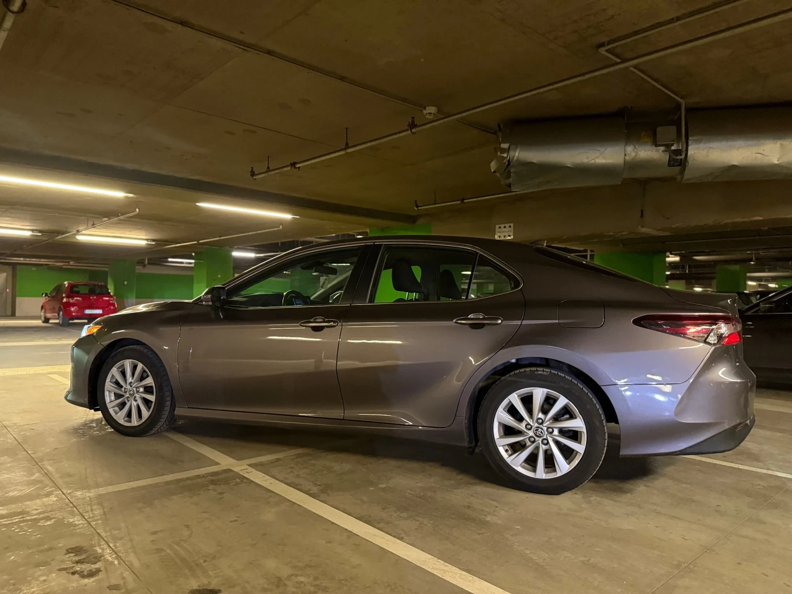 Toyota Camry 2.5 LE - изображение 8