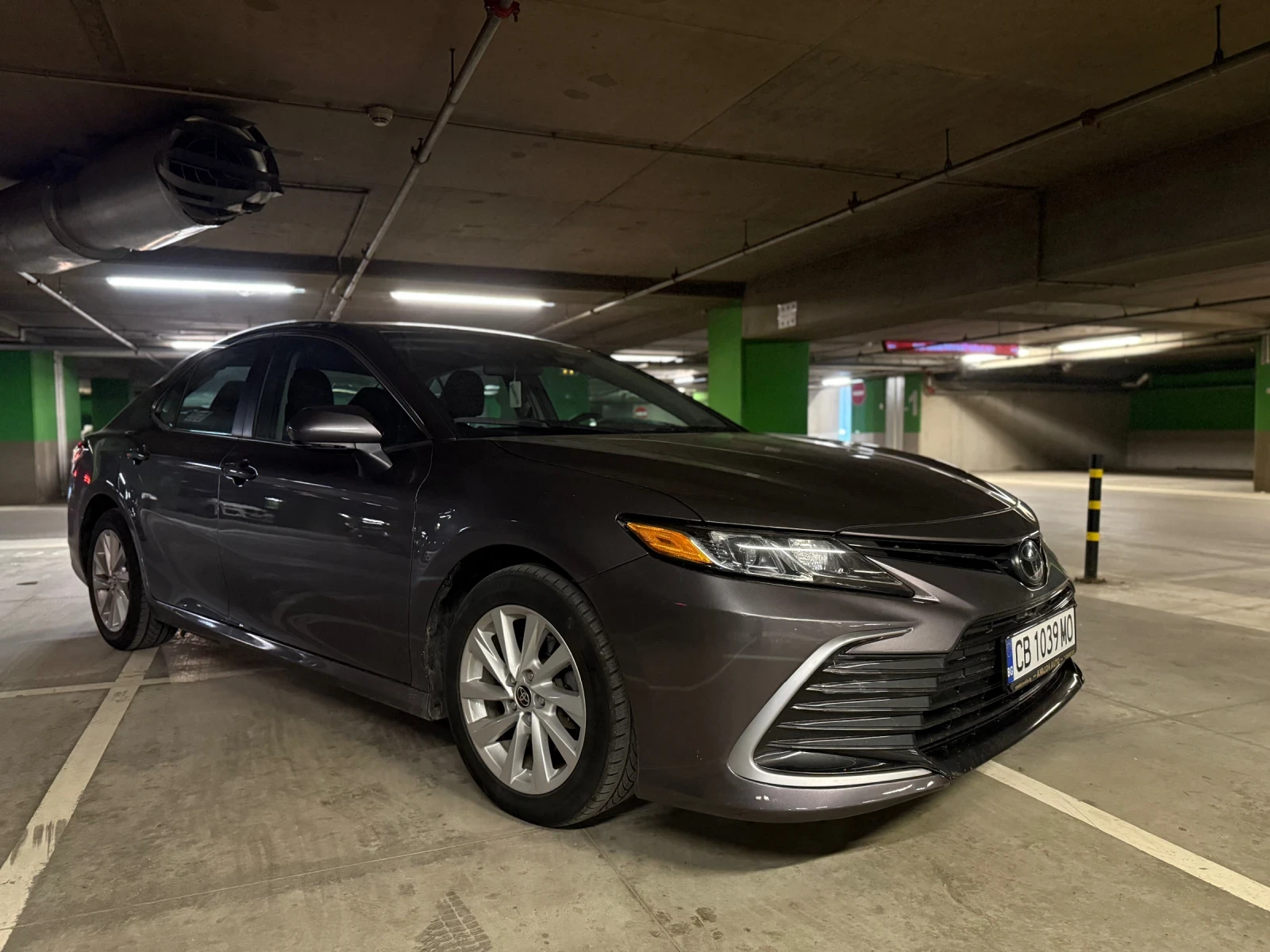Toyota Camry 2.5 LE - изображение 3