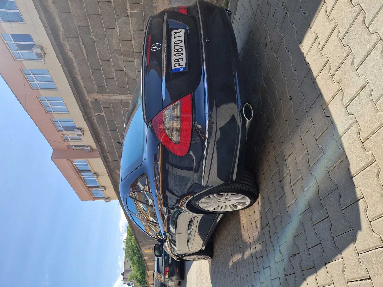Mercedes-Benz E 320  - изображение 7