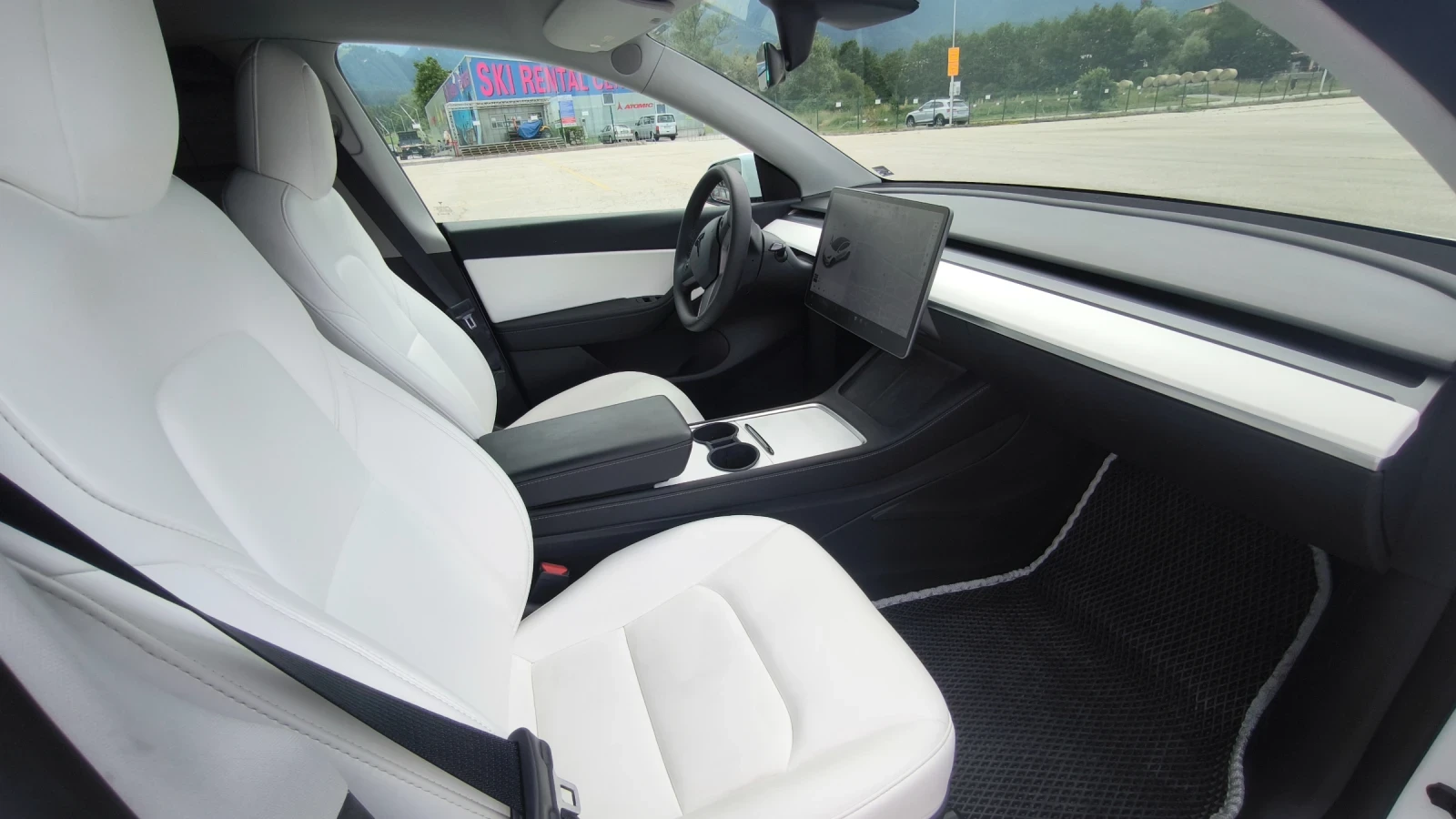 Tesla Model Y 7места 4х4 performance dual motor  - изображение 9
