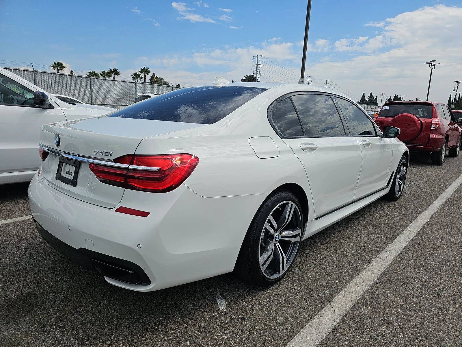 BMW 740 M* SPORT* ДИГИТАЛНО* ТАБЛО* ОБДУХВАНЕ* МАСАЖ* КАМЕ - изображение 2