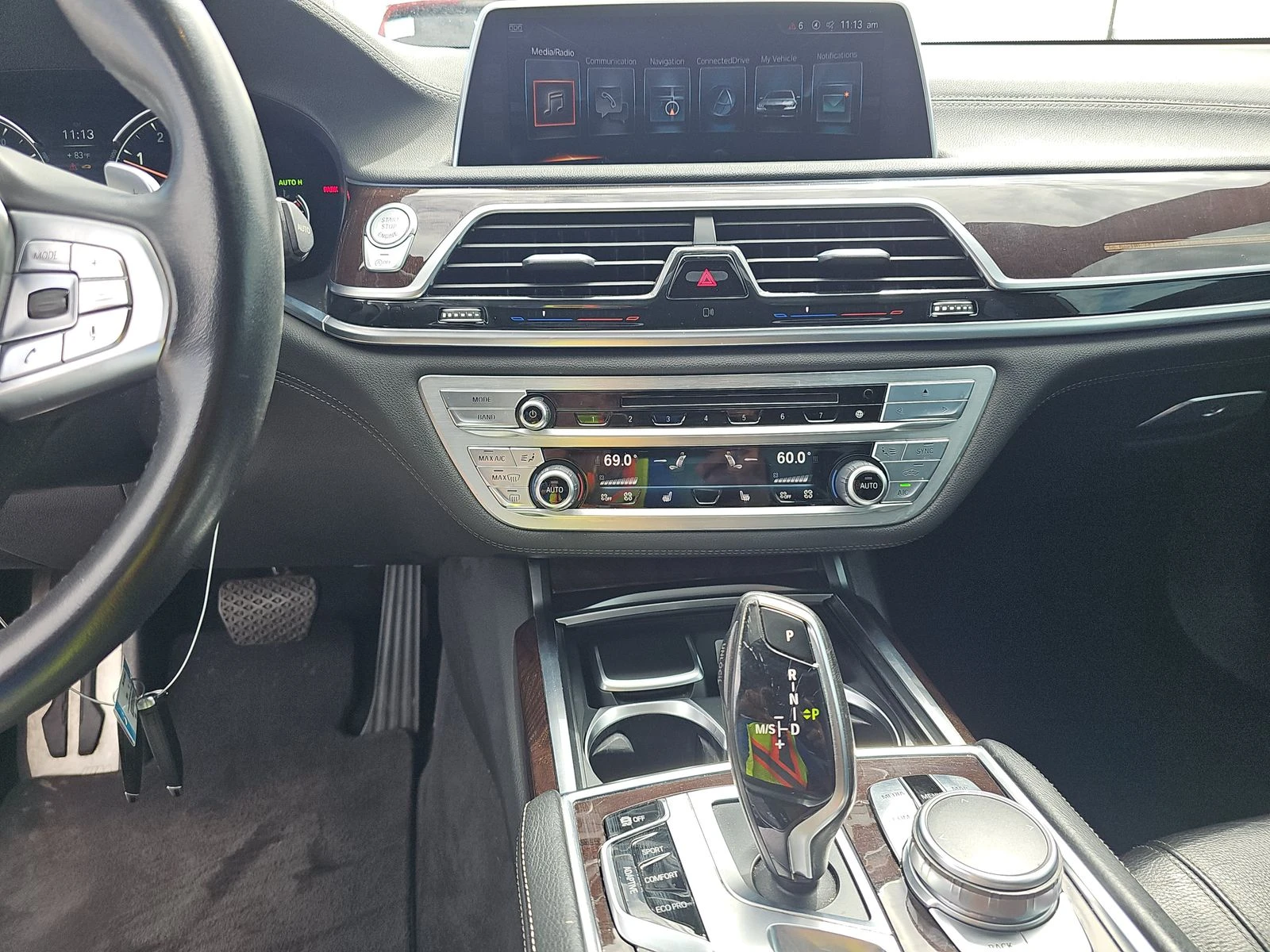 BMW 740 M* SPORT* ДИГИТАЛНО* ТАБЛО* ОБДУХВАНЕ* МАСАЖ* КАМЕ - изображение 10