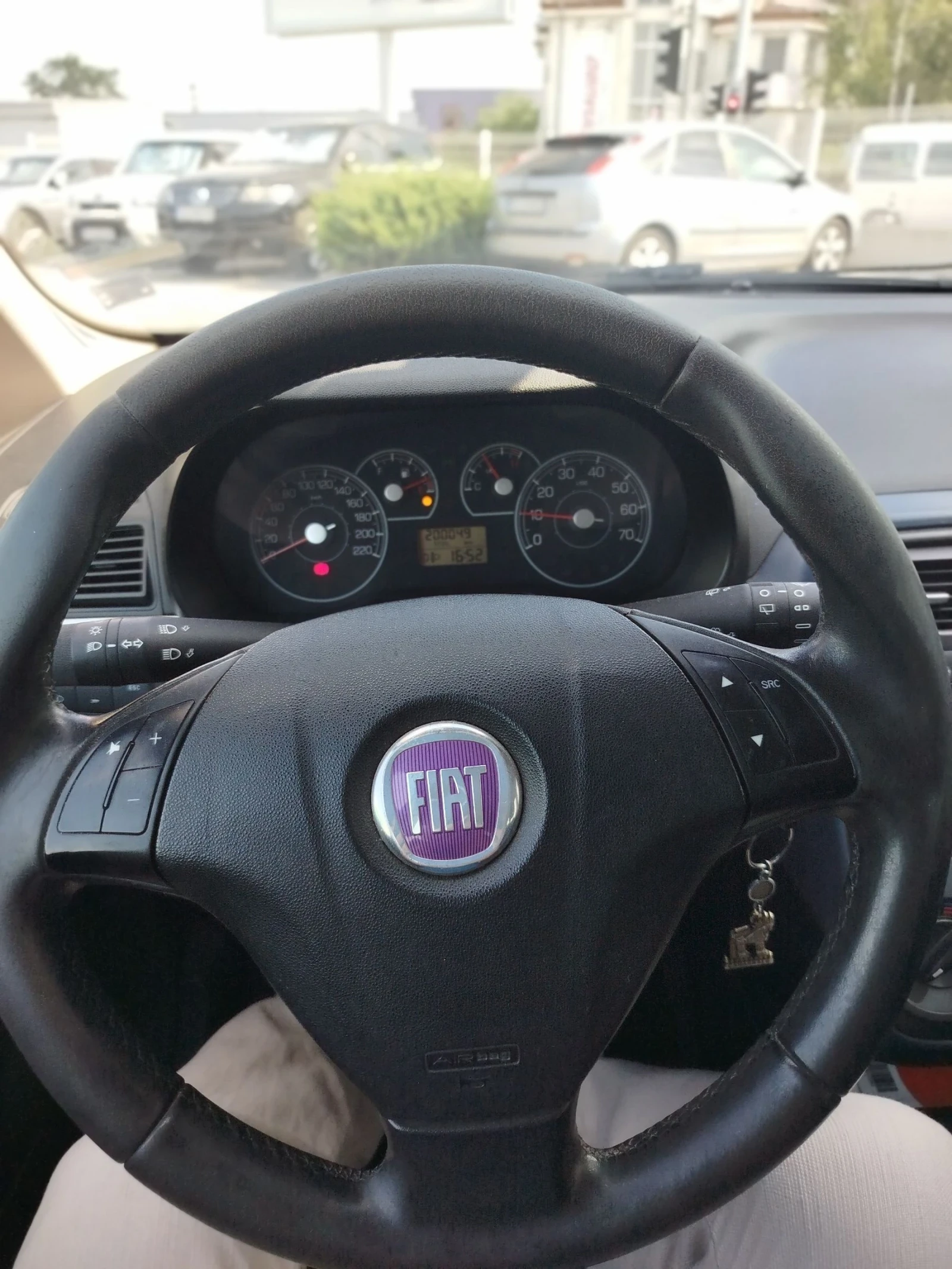 Fiat Punto GRANDE PUNTO 1.2 ГАЗ/БЕНЗИН - изображение 6