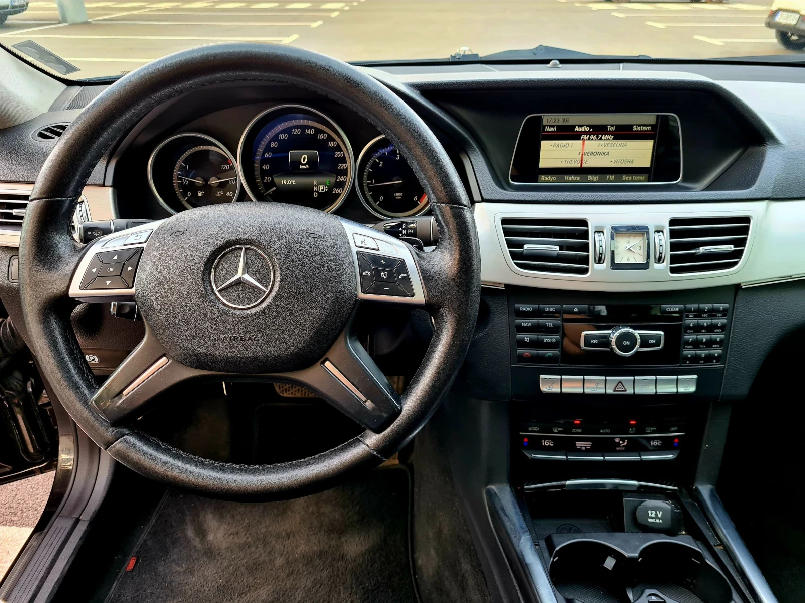 Mercedes-Benz E 200 220 CDI 7 G TRONIC КОЖА FULL LED ТОП ЦЕНА  | Mobile.bg — изображение 11