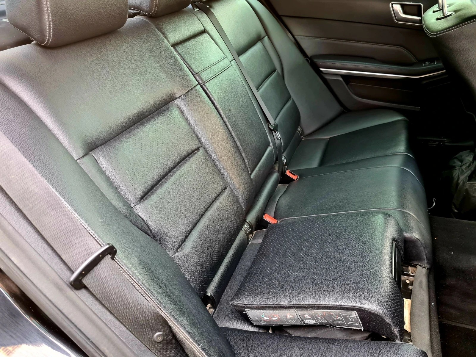 Mercedes-Benz E 200 220 CDI 7 G TRONIC КОЖА FULL LED ТОП ЦЕНА  | Mobile.bg — изображение 13