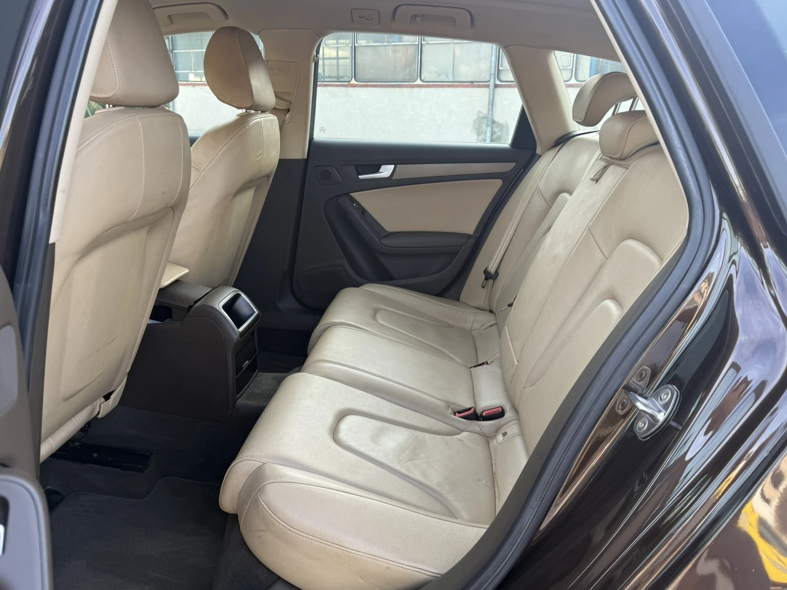 Audi A4 2.0 TDI EURO 5 | Mobile.bg   7