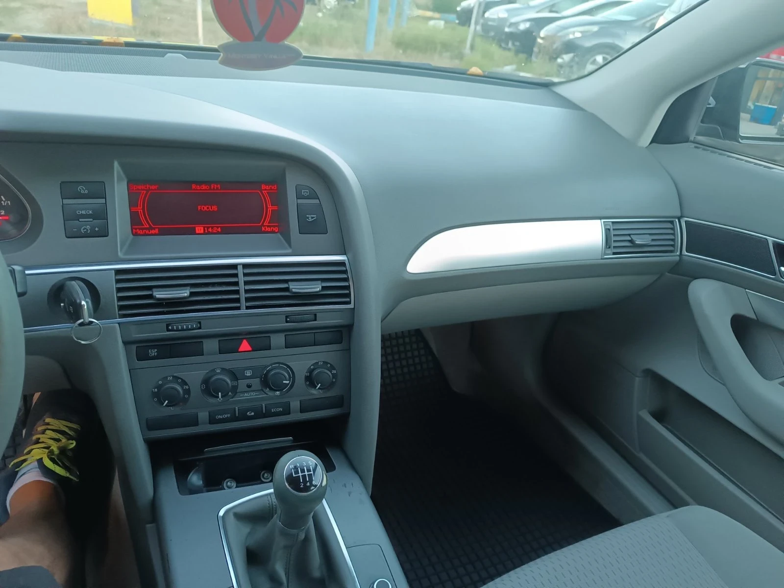 Audi A6 2.0TDi 140k.s - изображение 8