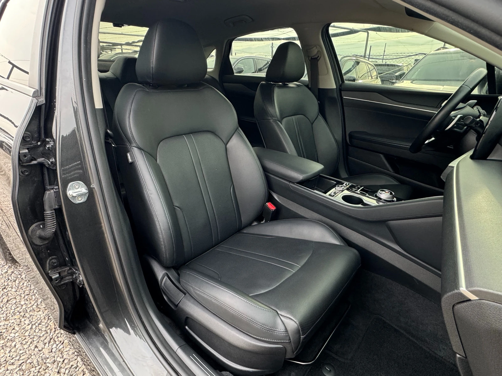 Kia K5 2.0i ! LPG ! Premium ! - изображение 10