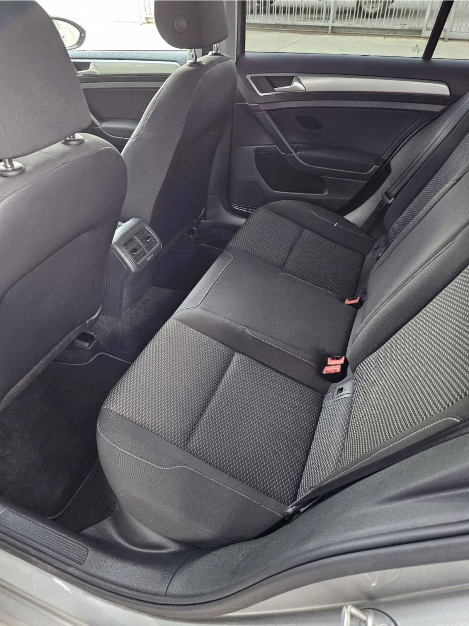 VW Golf 1.6TDI DSG Euro 6d-temp 42000�� | Mobile.bg � ����������� 10