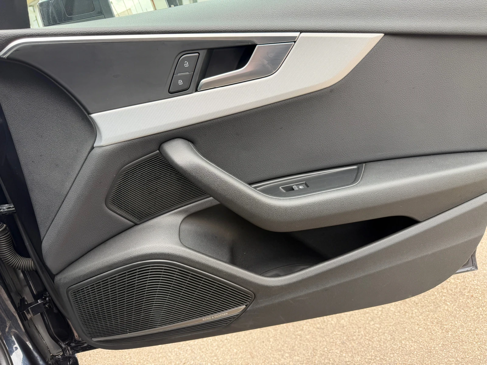 Audi A4 2.0 Quattro , снимка 15 - Автомобили и джипове - 54025639