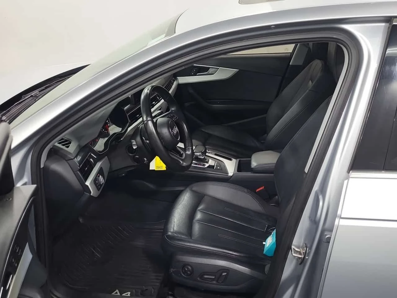 Audi A4 * KOMFORT * CARFAX * ШИБИДАХ * ПОДГРЕВИ * , снимка 9 - Автомобили и джипове - 54200693