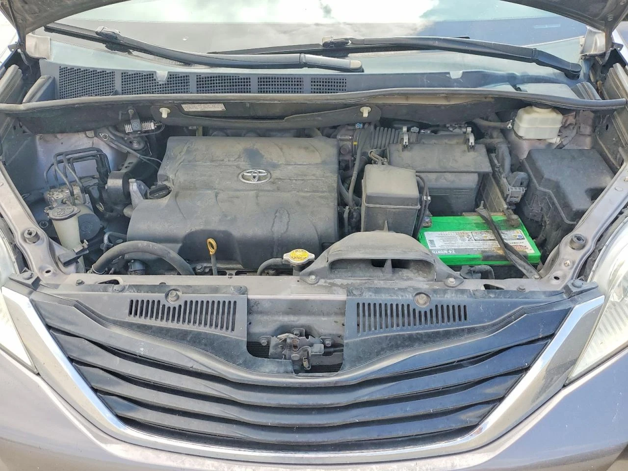 Toyota Sienna 3.5l Le 8-Passenger | Mobile.bg � ����������� 12