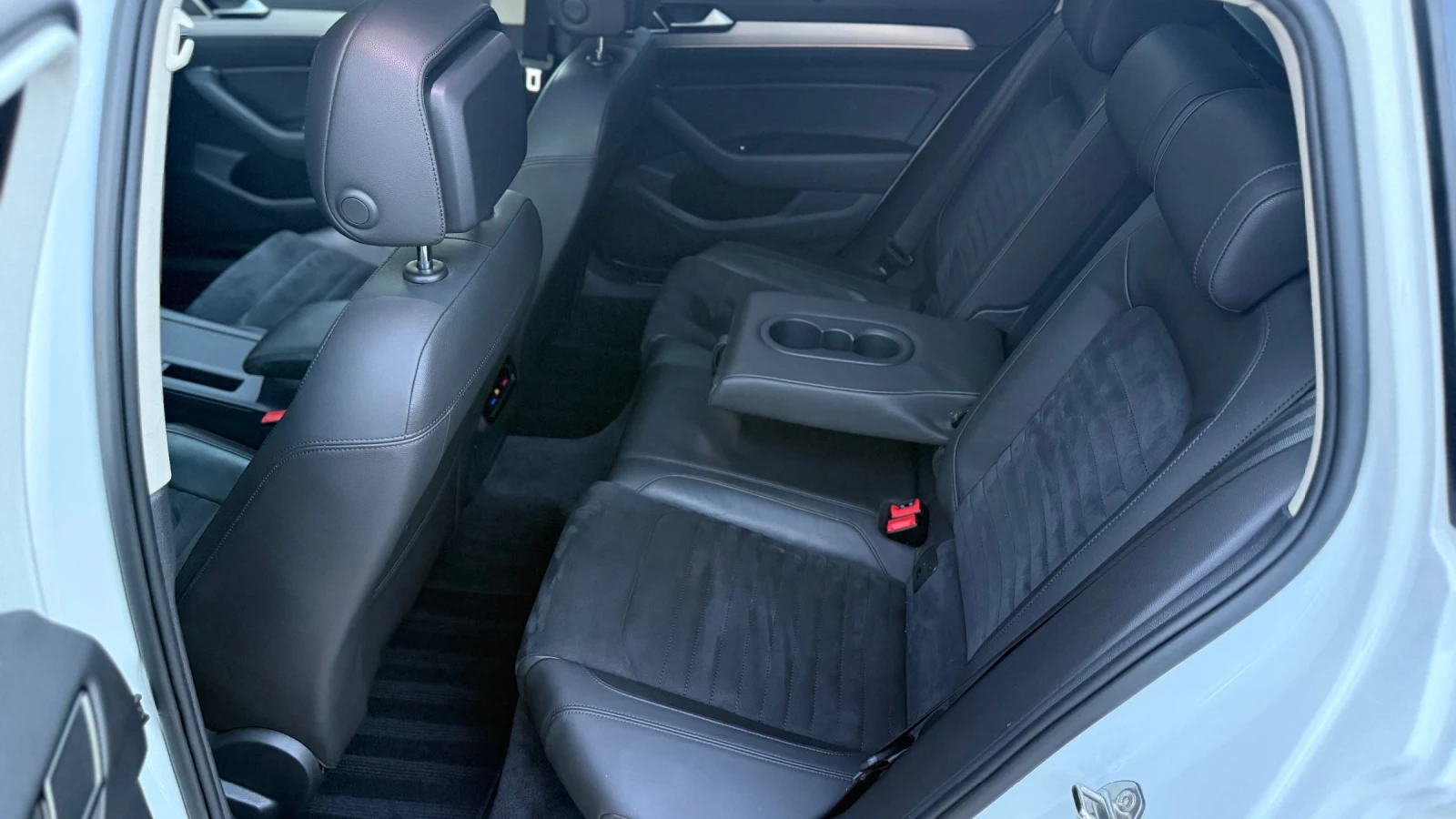 VW Passat HIGHLINE FULL DSG DIGITAL FULL LED  | Mobile.bg � ����������� 17