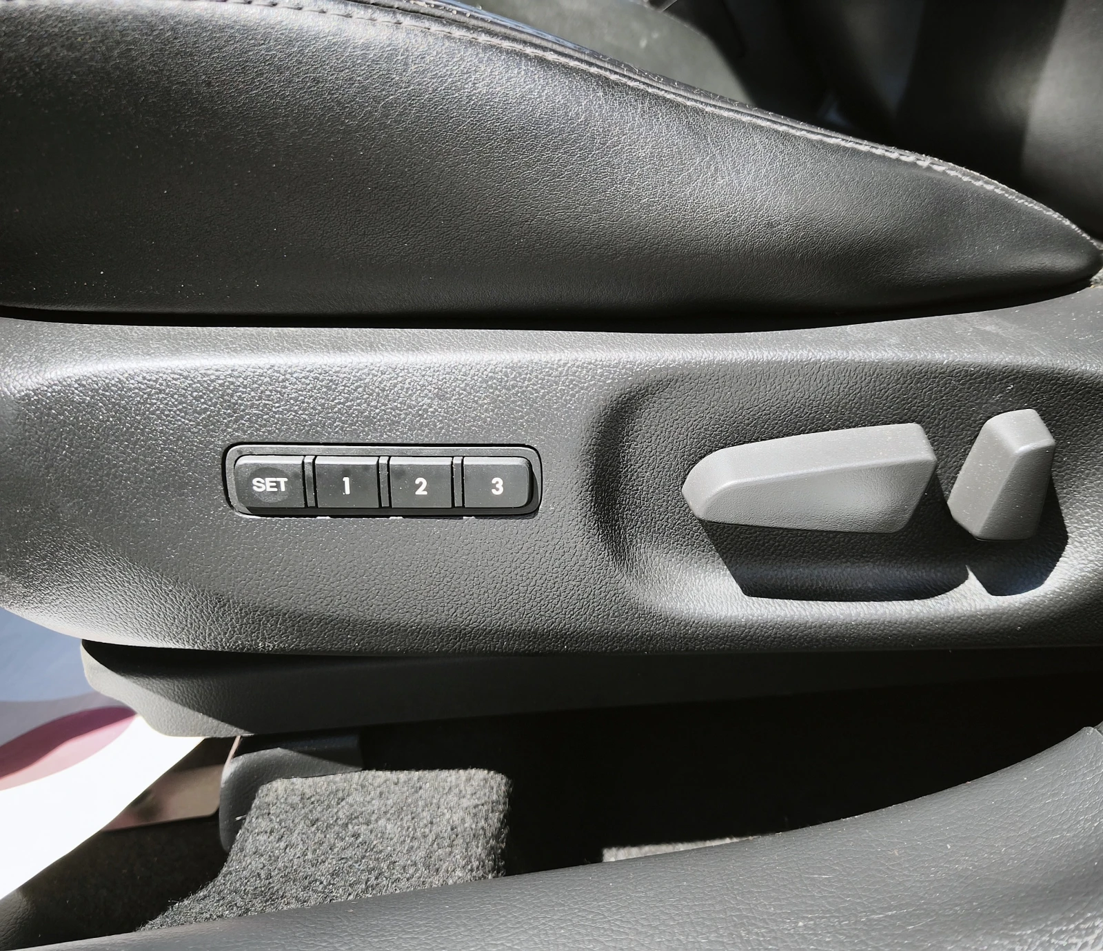 Mazda 6 2.0D - 6 ��. - ����� ����� � ����� - ���������  | Mobile.bg � ����������� 13