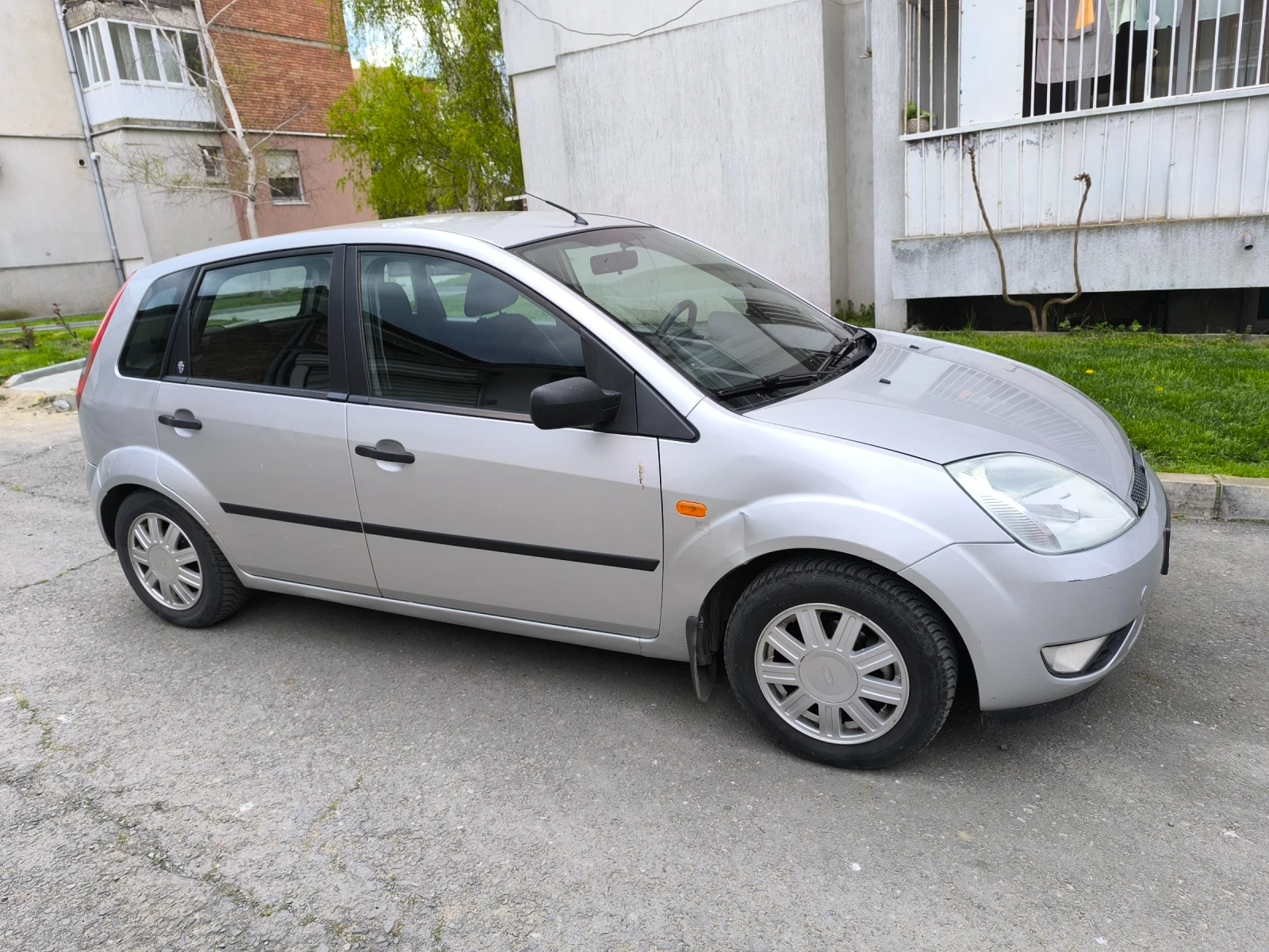 Ford Fiesta, снимка 8 - Автомобили и джипове - 54803415