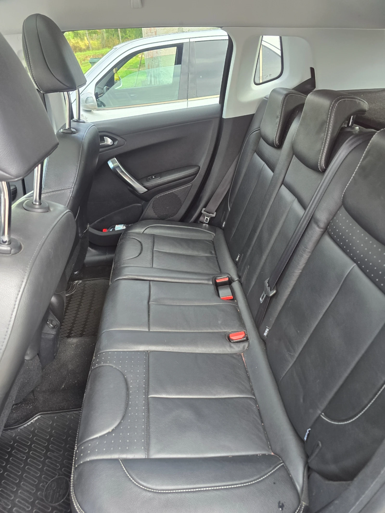 Peugeot 2008, снимка 9 - Автомобили и джипове - 54921318