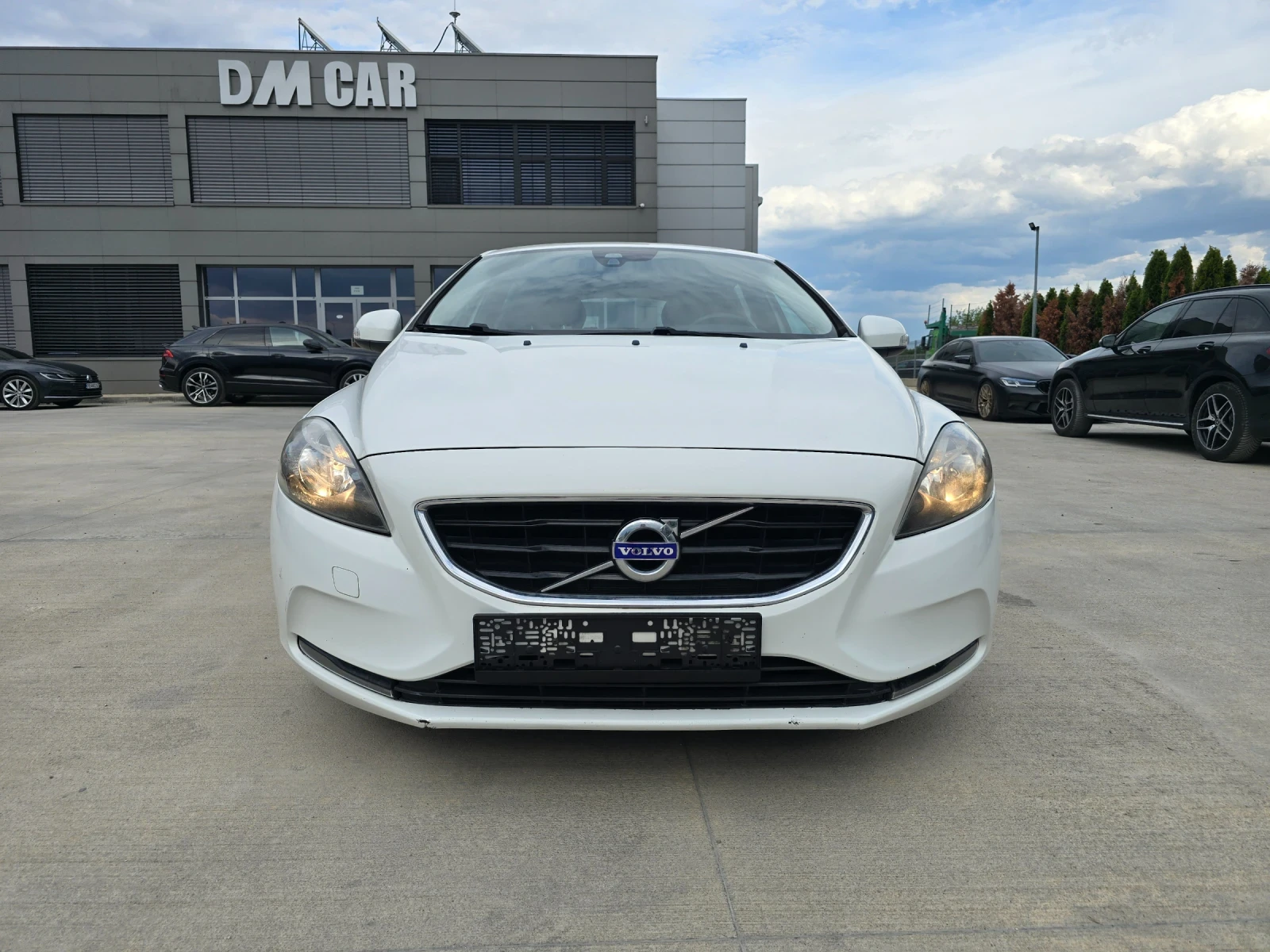 Volvo V40 1.6 Лизинг ; Бартер