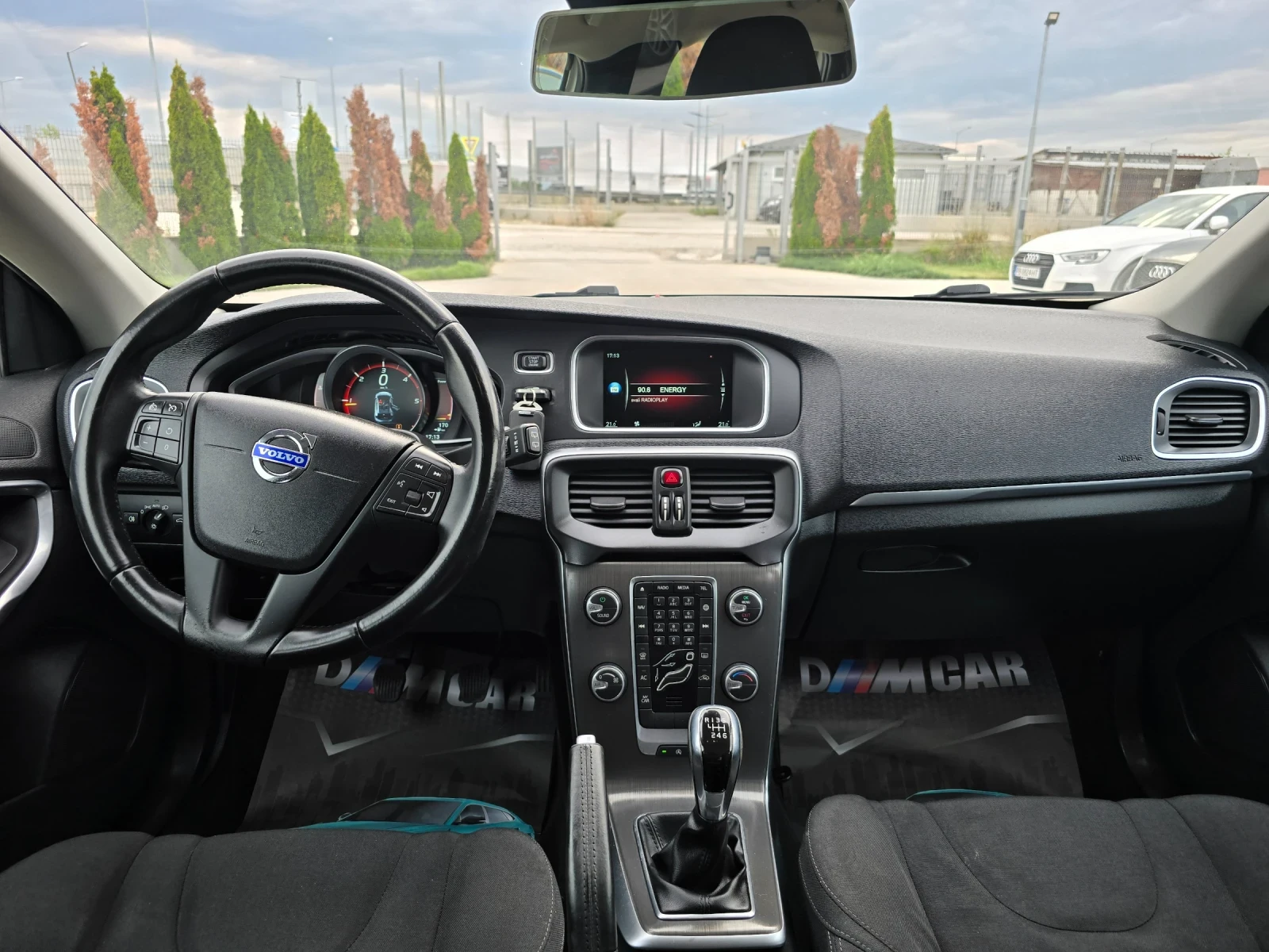 Volvo V40 1.6 Лизинг ; Бартер, снимка 11 - Автомобили и джипове - 55223191