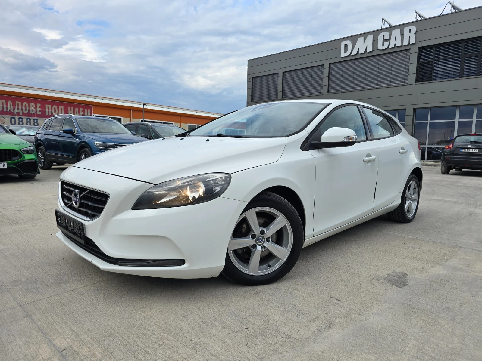 Volvo V40 1.6 Лизинг ; Бартер, снимка 2 - Автомобили и джипове - 55223191