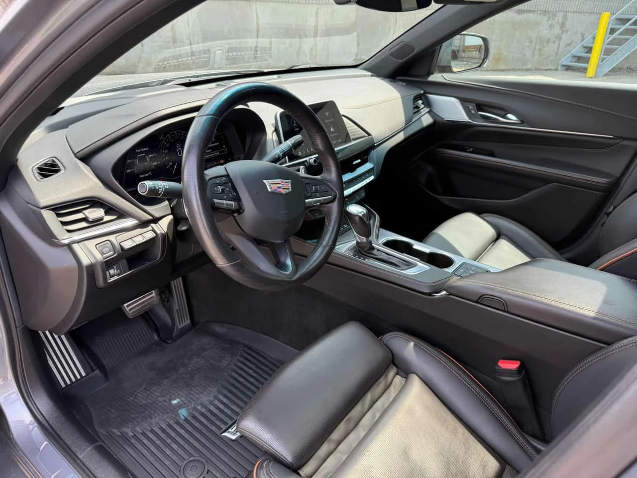 Cadillac Cts * Sport * CARFAX * ���� �� �� | Mobile.bg � ����������� 9