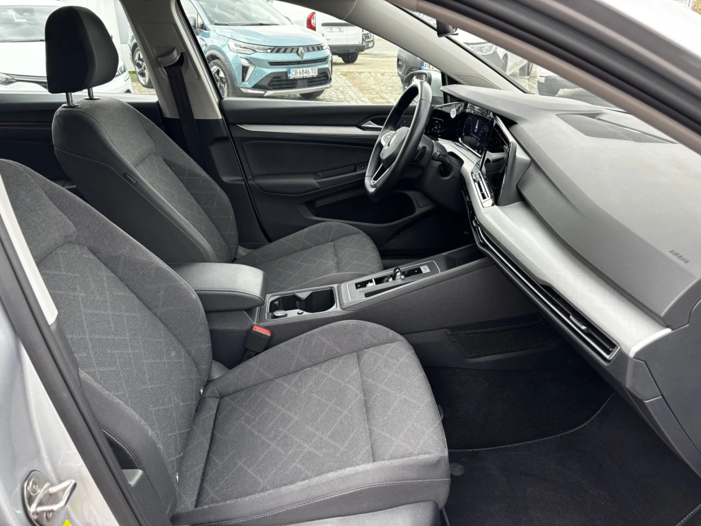 VW Golf Combi 2000 куб. / 150 к.с., снимка 10 - Автомобили и джипове - 56132007