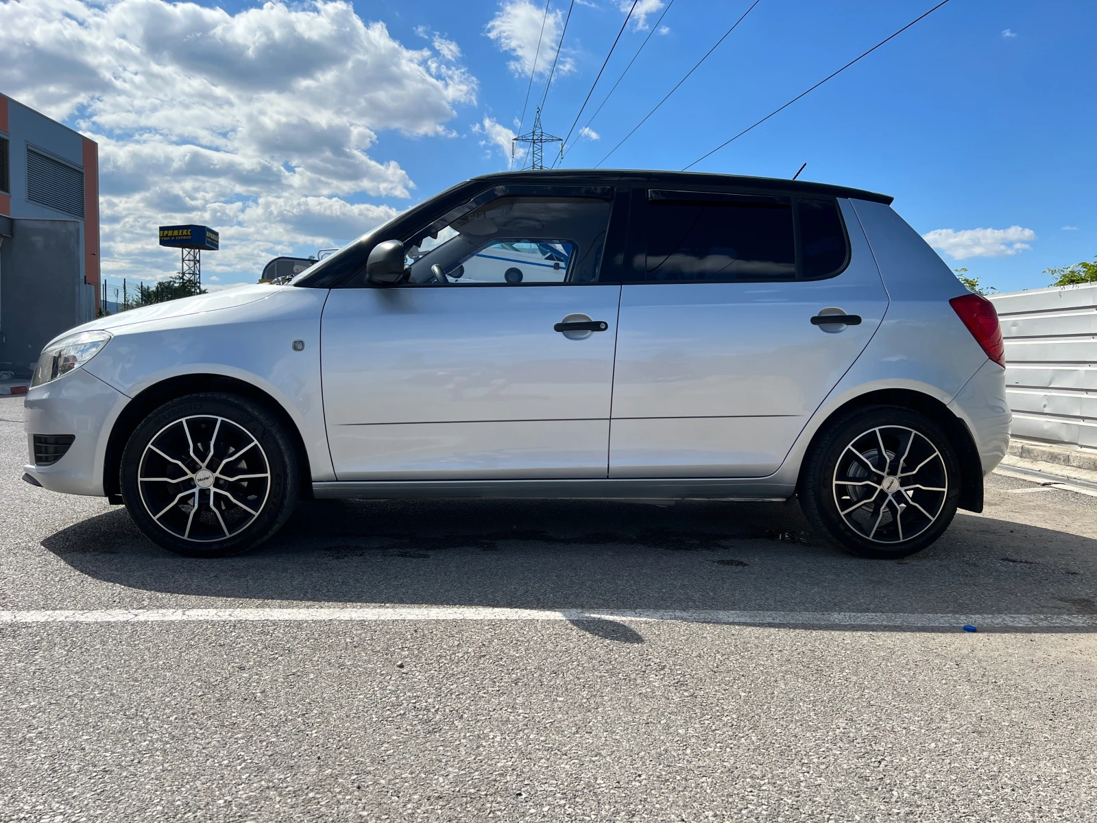 Skoda Fabia 1.4 MPI, 16V, ГИ, снимка 5 - Автомобили и джипове - 56156272
