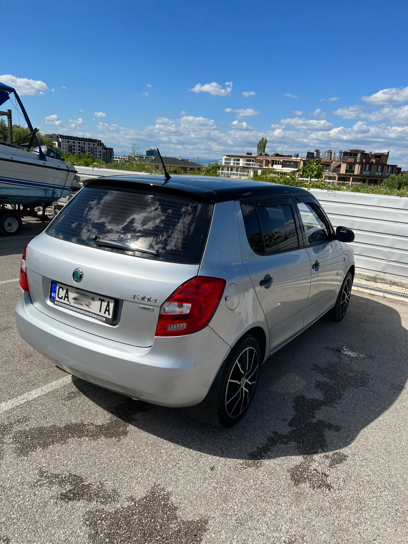 Skoda Fabia 1.4 MPI, 16V, ГИ, снимка 3 - Автомобили и джипове - 56156272