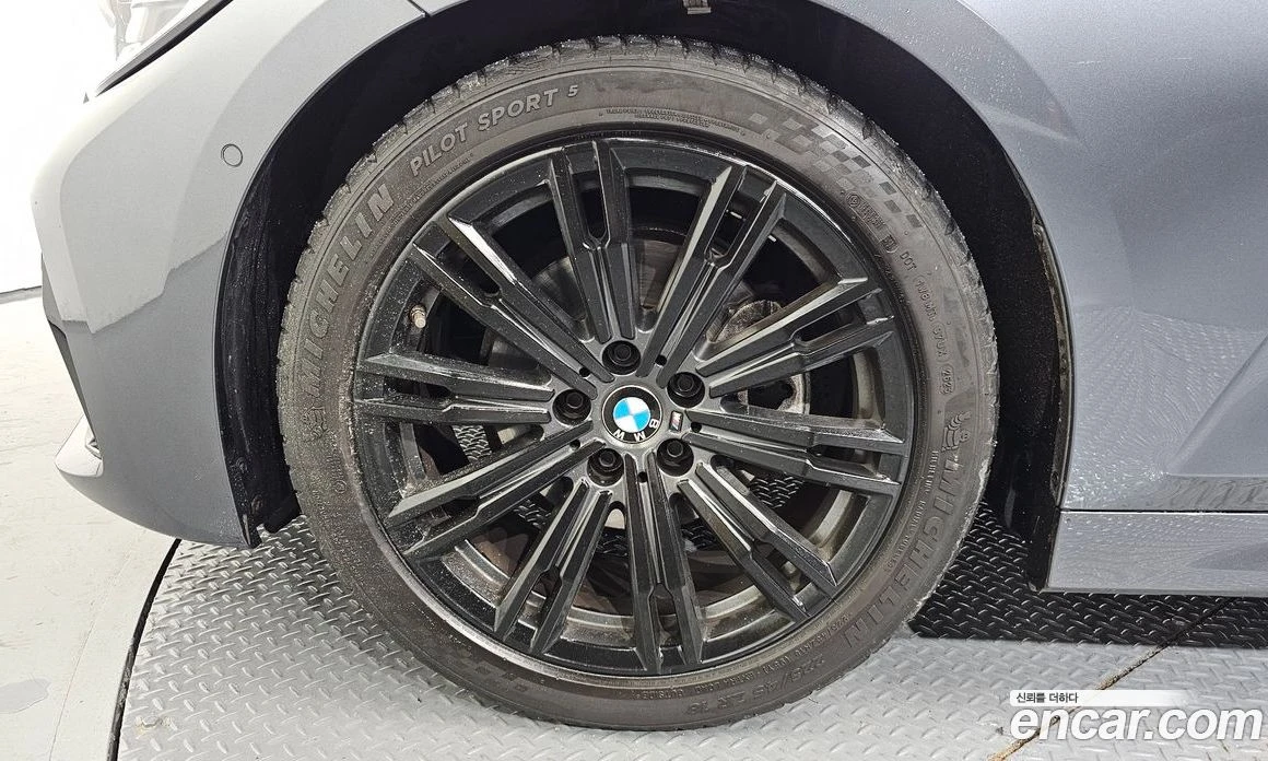 BMW 320 320i M Sport, снимка 5 - Автомобили и джипове - 56156676