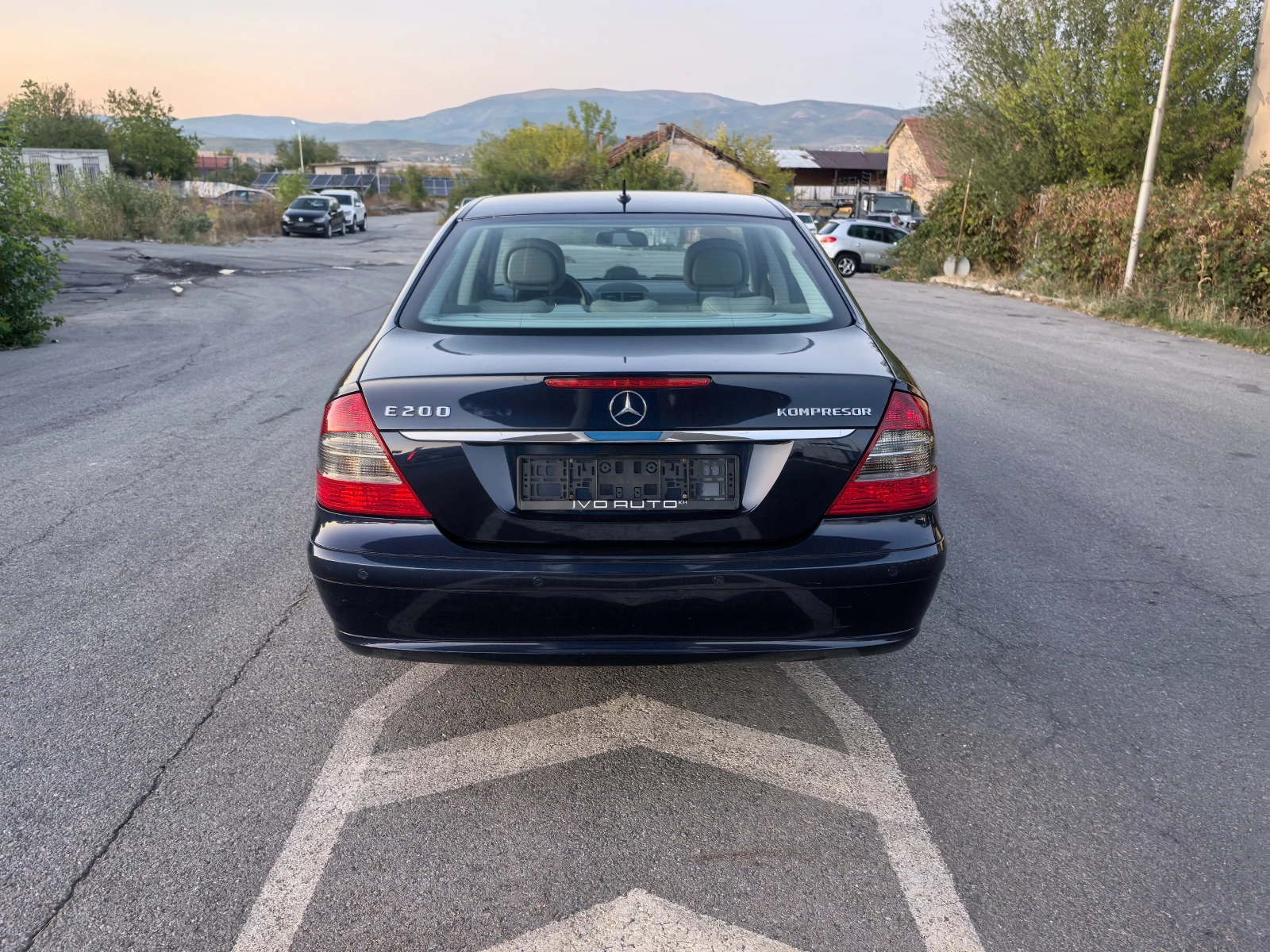 Mercedes-Benz E 200 E200 Kompressor, снимка 8 - Автомобили и джипове - 56303303