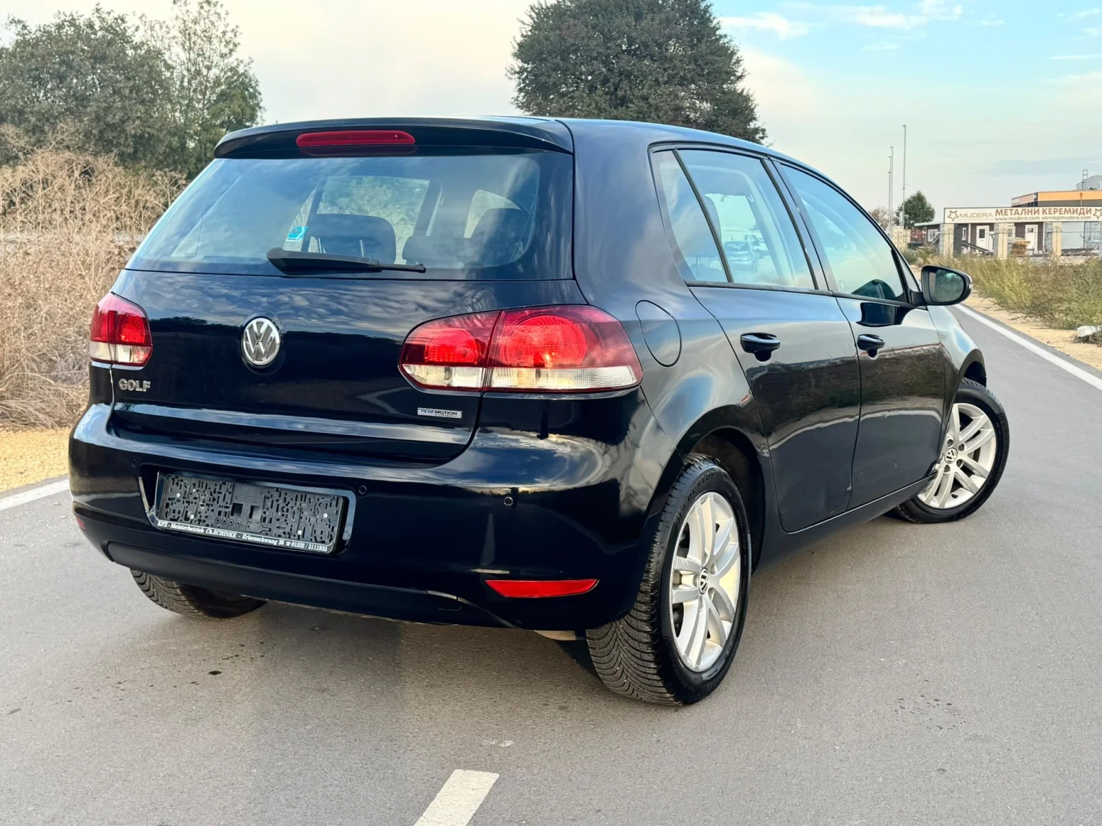 VW Golf 1.6 i, LPG , снимка 6 - Автомобили и джипове - 56377008