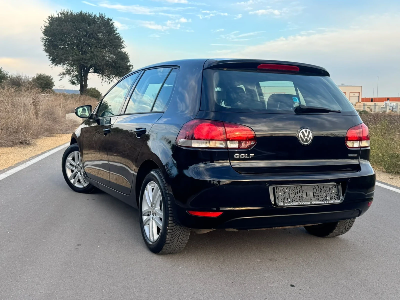 VW Golf 1.6 i, LPG , снимка 3 - Автомобили и джипове - 56377008