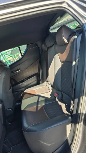 Toyota C-HR 1.2БЕНЗИН 131к.с.4х4 , снимка 11